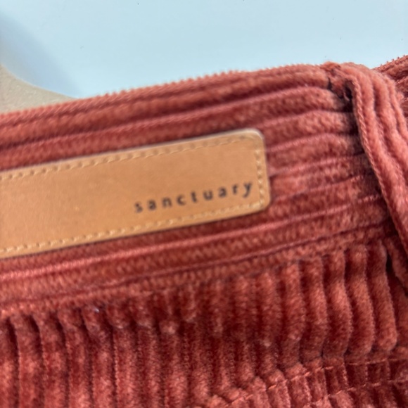 Sanctuary corduroy burnt orange skirt.  Great for Game day.  Excellent condition - Picture 4 of 5
